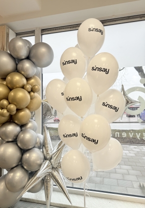 Balionai su logotipu "Sinsay"