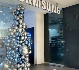Balionų girlianda "Samsung - mėlyna, sidabras" 2