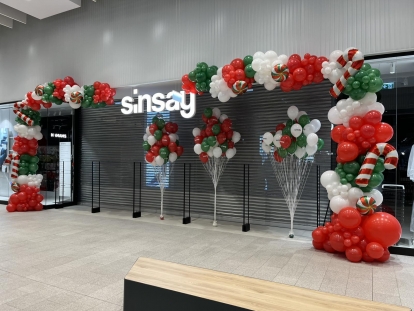 Balionų girlianda "Sinsay Kalėdos"