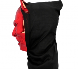 Kaukė su gobtuvu "Raudonas velnias" 2