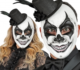 Kaukė su skrybėle 1