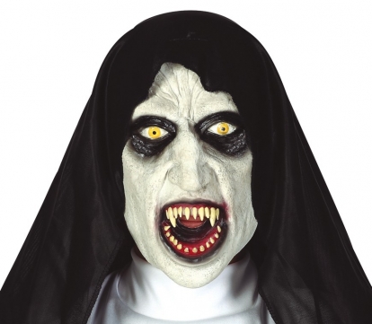 Kaukė "Vienuolė vampyrė" 