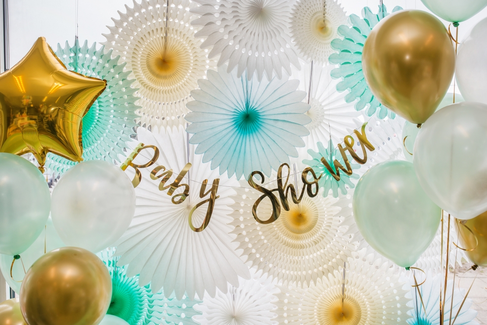 Stilingas ir kitoks „baby shower“ vakarėlio dekoras