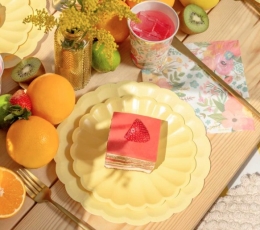 Lėkštutės-gėlės, gelsvos (8 vnt./18 cm) 1