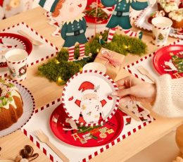 Lėkštutės "Santa Claus" (6 vnt./17 cm) 1 Lėkštutės "Santa Claus" (6 vnt./17 cm) 1