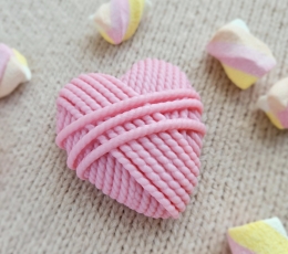 Muilas "Megzta širdelė" dėžutėje