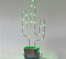 Šviečianti dekoracija "Kaktusas"  (42 cm)