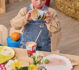 Puodeliai su dekoracijomis "Fermos gyvūnai" (6 vnt./270 ml) 3