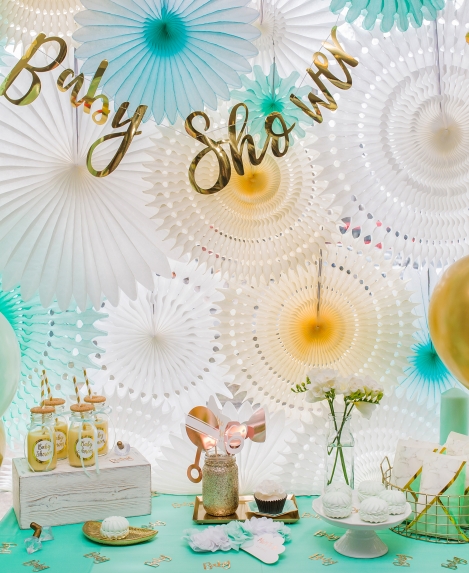 Stilingas ir kitoks „baby shower“ vakarėlio dekoras